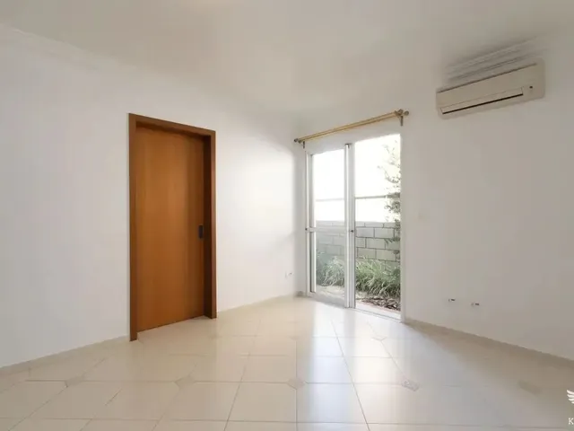 Casa com 586m² 3 quartos e 4 banheiros, à venda, no bairro São Braz em Curitiba
