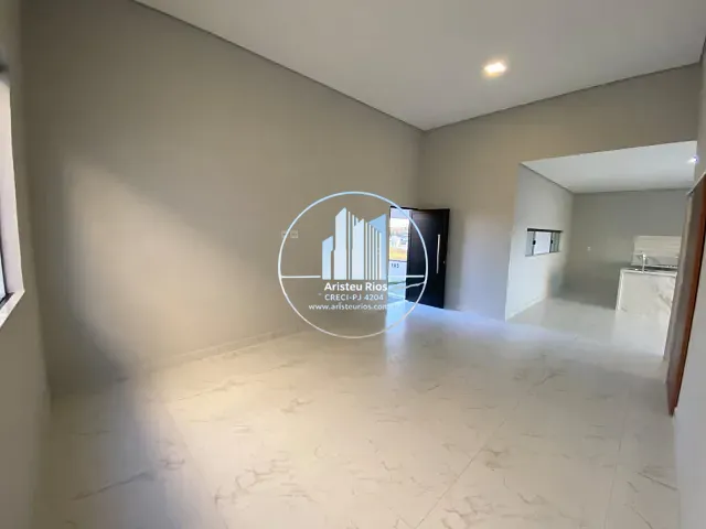 Casa com 316m² 3 quartos e 2 banheiros, à venda, no bairro Setvillage Las Palmas em Pouso Alegre