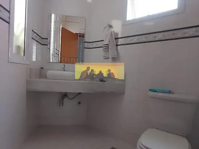 Casa com 525m² 3 quartos e 4 banheiros, à venda, no bairro Parque das Universidades em Campinas