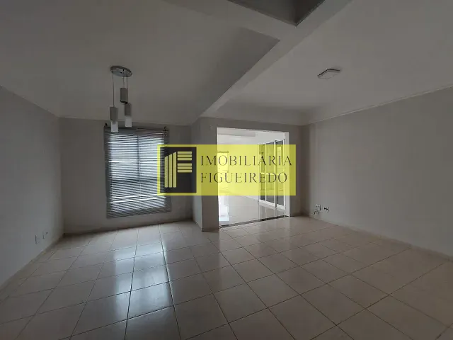 Casa com 116m² 4 quartos e 3 banheiros, para alugar, no bairro Green Valley Edge City em São José do Rio Preto