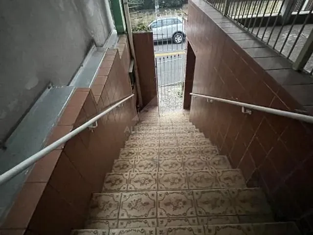 Casa com 272m² 3 quartos e 1 banheiro, à venda, no bairro Vila Guarani em Mauá