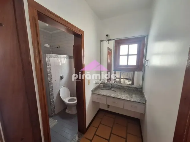 Casa com 182m² 3 quartos e 2 banheiros, à venda, no bairro Maranduba em Ubatuba