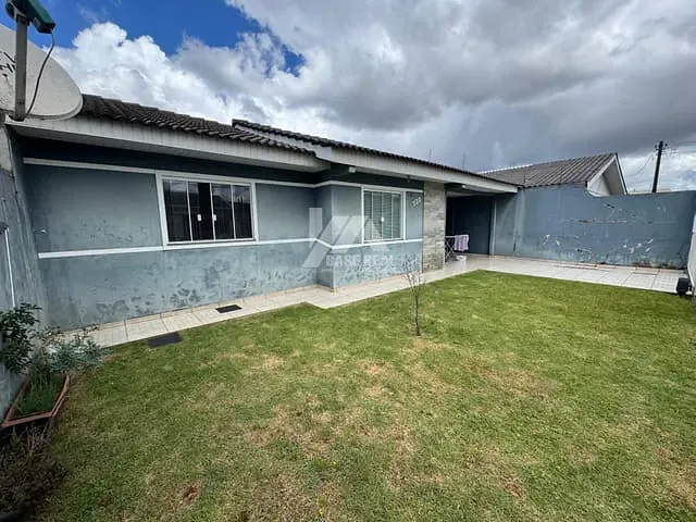 Casa 2 quartos e 2 banheiros, à venda, no bairro Alto da XV em Guarapuava