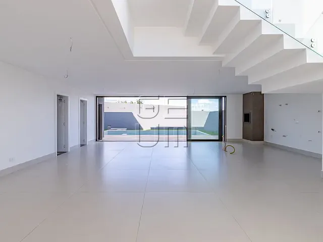 Casa com 360m² 4 quartos e 4 banheiros, à venda, no bairro Sunset Dream Residence em Londrina