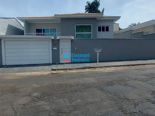 Casa 2 quartos e 2 banheiros, à venda, no bairro Jardim Nova Guaxupé em Guaxupé