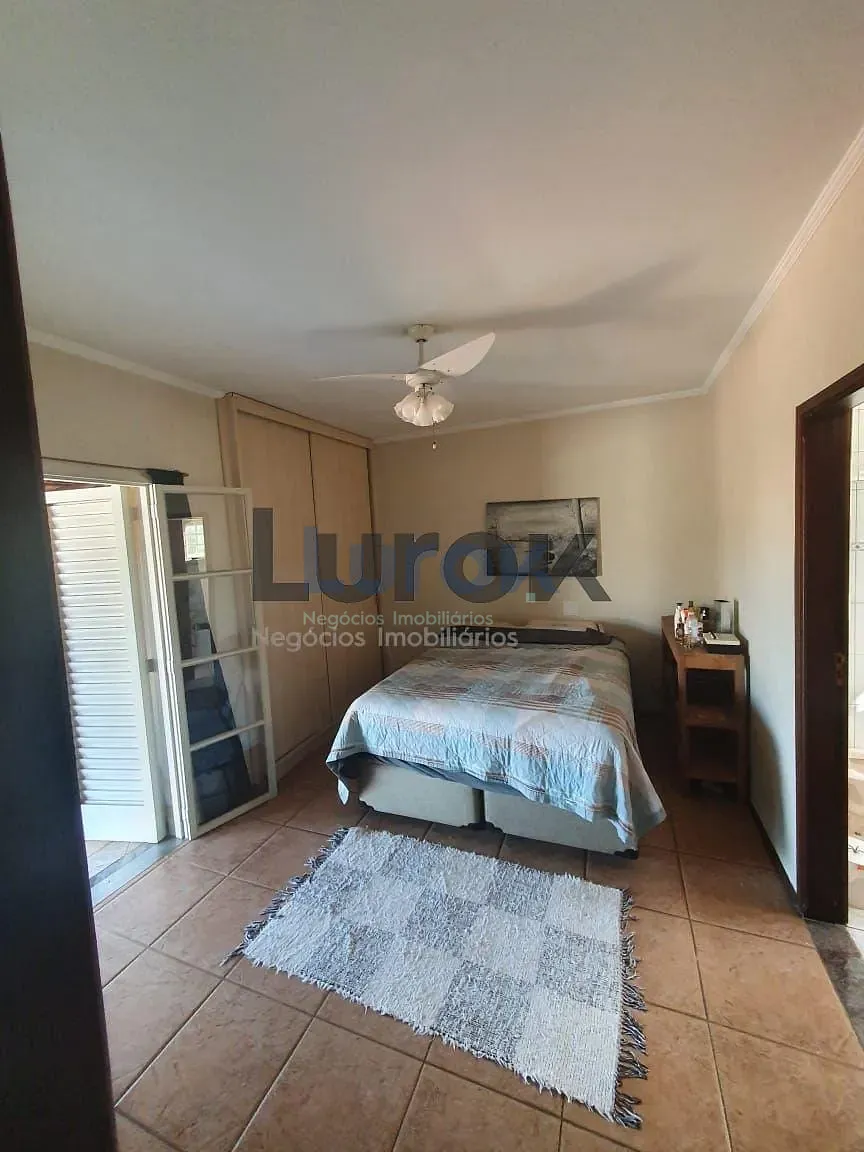 Casa, 4 quartos, 226 m² - Foto 10