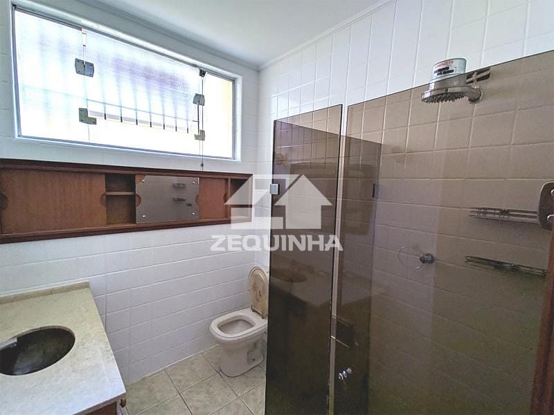 Casa para alugar com 3 quartos, 167m² - Foto 13