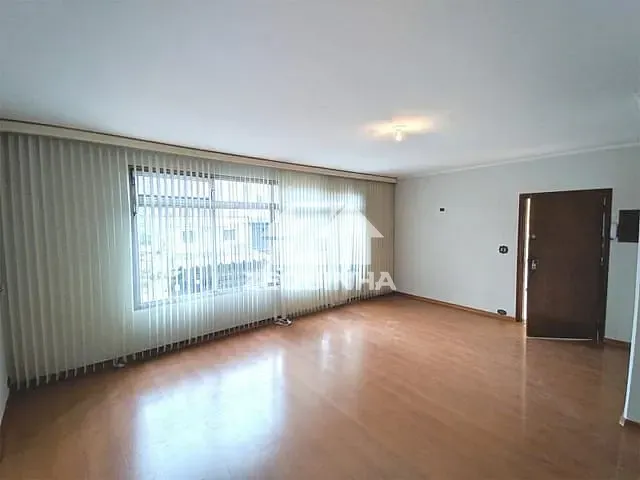 Casa com 267m² 3 quartos e 2 banheiros, para alugar, no bairro Vila Campesina em Osasco