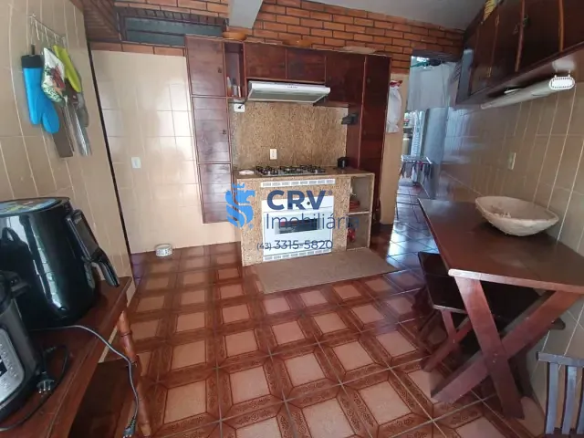 Casa com 291m² 3 quartos e 4 banheiros, à venda, no bairro Kennedy em Londrina