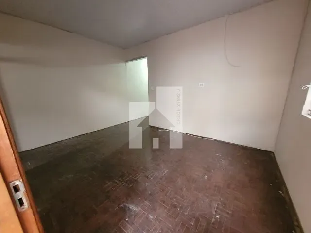 Casa com 180m² 2 quartos e 1 banheiro, à venda, no bairro Vila Joana em Jundiaí