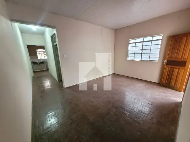Casa com 180m² 2 quartos e 1 banheiro, à venda, no bairro Vila Joana em Jundiaí