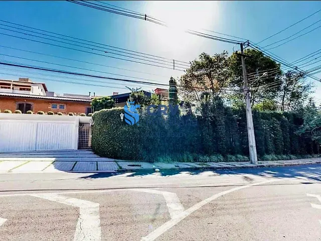 Casa com 1498m² 5 quartos e 6 banheiros, à venda ou para alugar, no bairro Quebec em Londrina