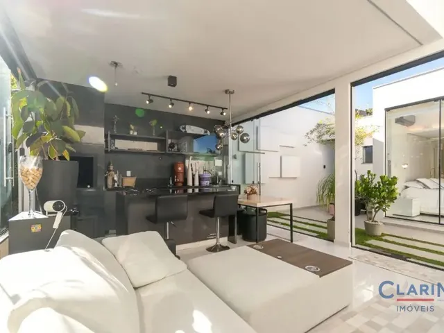 Casa 3 quartos e 2 banheiros, à venda, no bairro VILA SANTA TEREZINHA em Campo Largo
