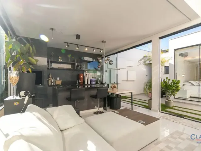 Casa 3 quartos e 2 banheiros, à venda, no bairro VILA SANTA TEREZINHA em Campo Largo