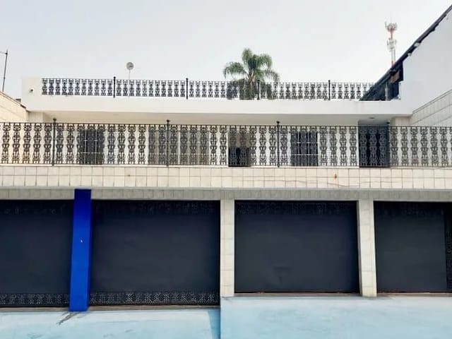 Casa com 252m² 6 quartos e 6 banheiros, à venda, no bairro Vila Dalva em São Paulo