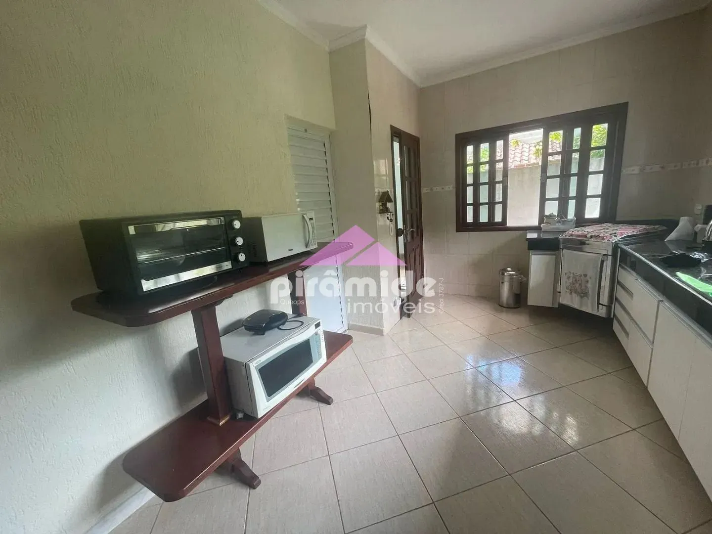 Casa, 5 quartos, 245 m² - Foto 8