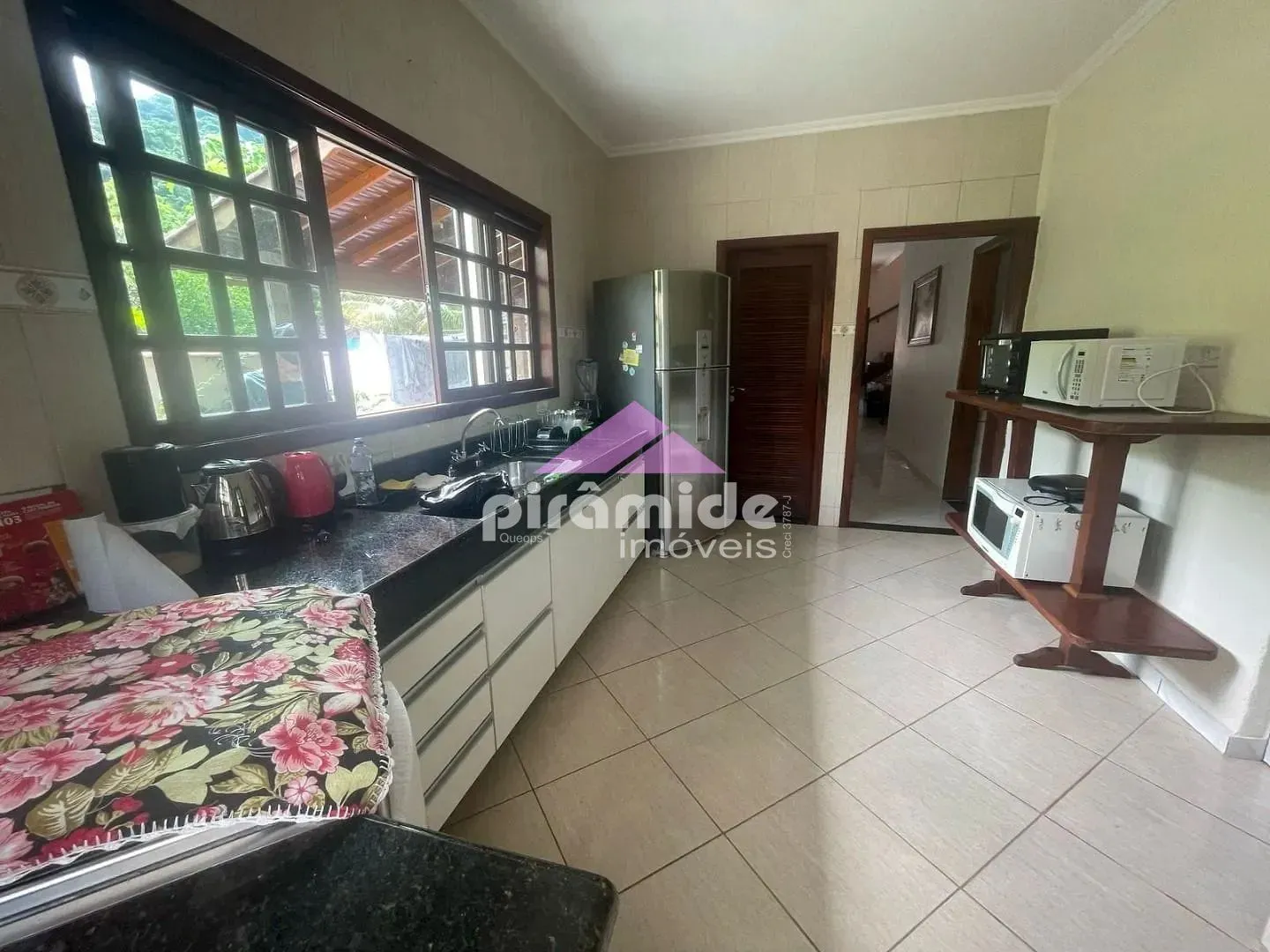 Casa, 5 quartos, 245 m² - Foto 6