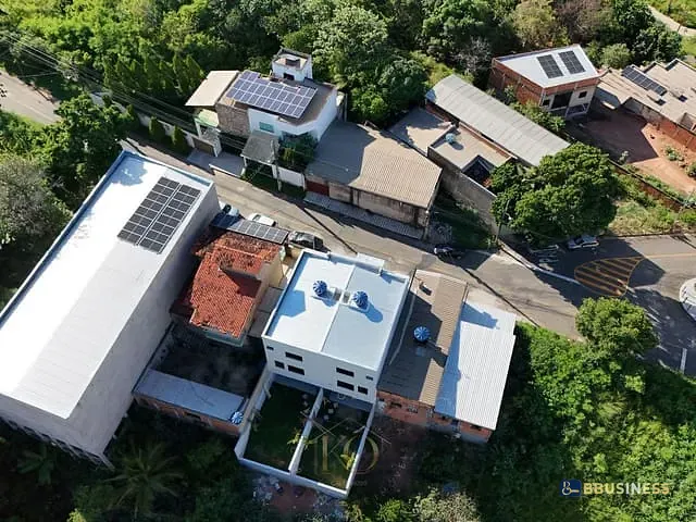 Casa 3 quartos e 3 banheiros, à venda, no bairro Cidade Nova em Santana do Paraíso