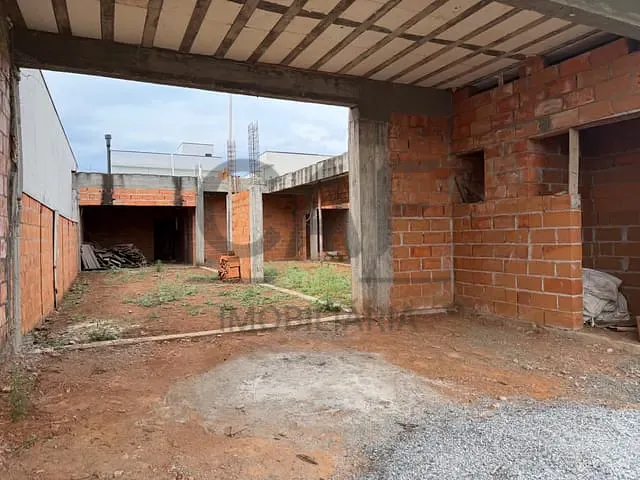 Casa 2 quartos e 2 banheiros, à venda, no bairro Residencial Portal do Sol em Holambra
