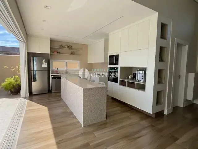 Casa com 518m² 3 quartos e 2 banheiros, à venda, no bairro Portal dos Manacás em Artur Nogueira