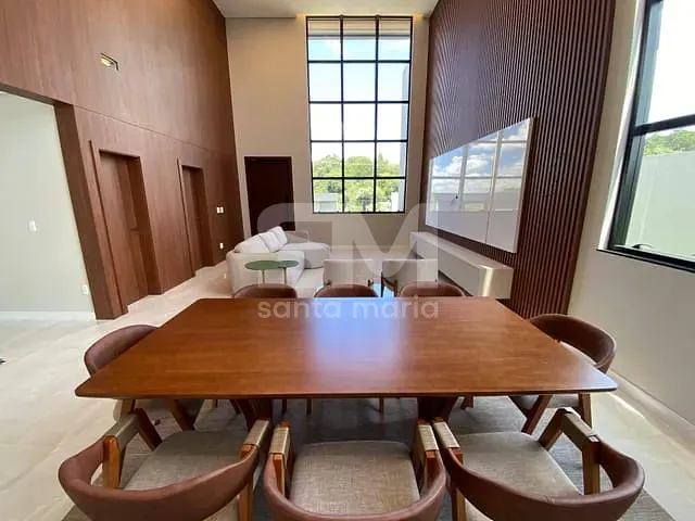 Casa 3 quartos e 3 banheiros, para alugar, no bairro Jardim Europa em Chapecó