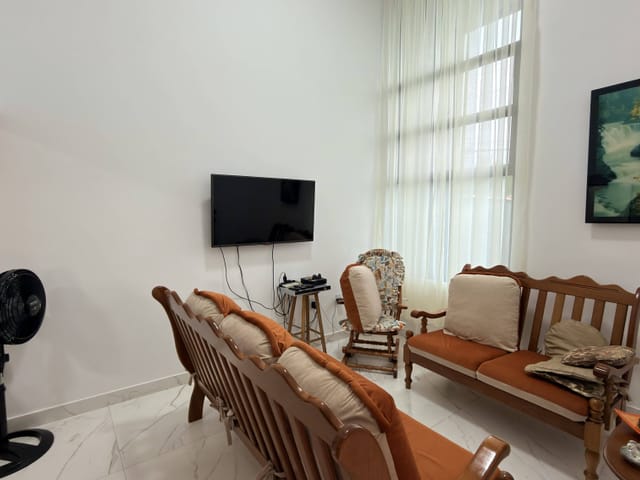 Casa 3 quartos e 2 banheiros, à venda, no bairro Rio da Praia em Bertioga