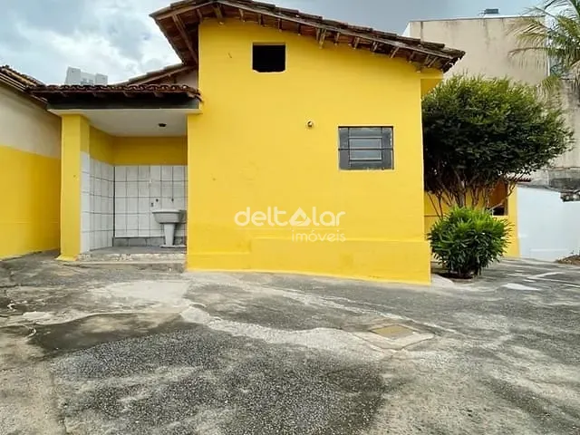 Casa com 180m² 2 quartos e 1 banheiro, para alugar, no bairro Jardim dos Comérciarios em Belo Horizonte