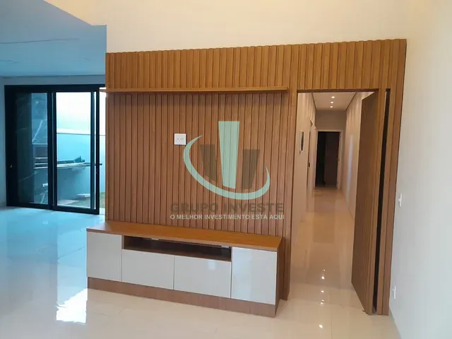 Casa com 200m² 3 quartos e 2 banheiros, à venda, no bairro Parque Atlanta em Araraquara