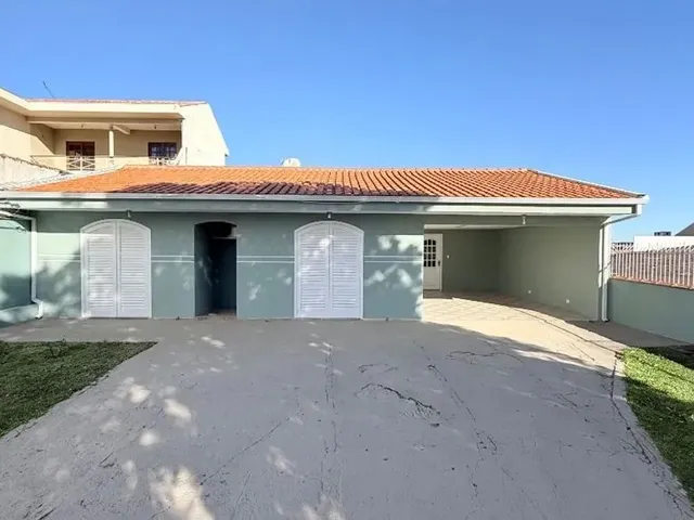 Casa com 520m² 4 quartos e 3 banheiros, à venda, no bairro Santa Felicidade em Curitiba