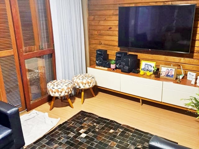 Casa 2 quartos e 1 banheiro, à venda, no bairro Três Vendas em Pelotas