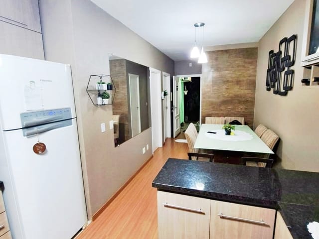Casa 2 quartos e 1 banheiro, à venda, no bairro Três Vendas em Pelotas