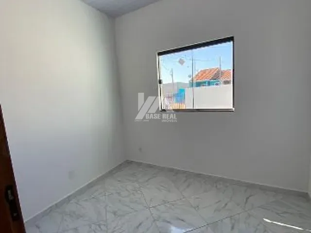 Casa 3 quartos e 1 banheiro, à venda, no bairro Cará-cará em Ponta Grossa