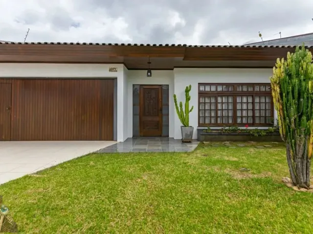 Casa 3 quartos e 3 banheiros, para alugar, no bairro Jardim Botânico em Curitiba
