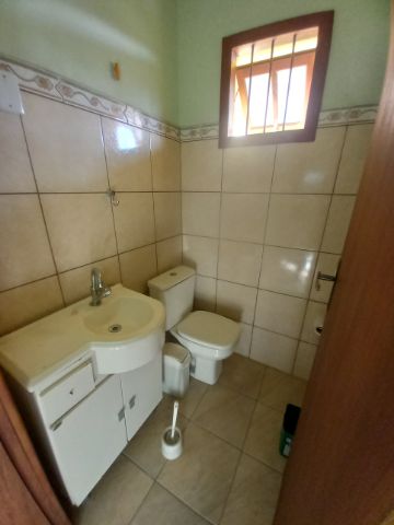 Casa com 300m² 3 quartos e 2 banheiros, à venda, no bairro Três Vendas em Pelotas