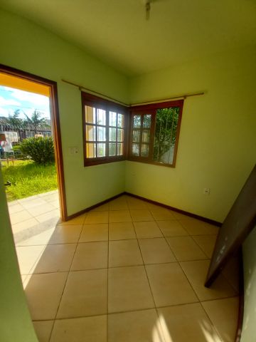 Casa com 300m² 3 quartos e 2 banheiros, à venda, no bairro Três Vendas em Pelotas