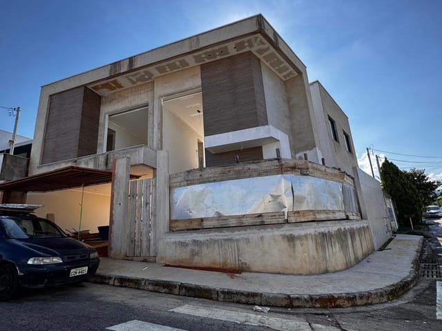 Casa 3 quartos e 2 banheiros, à venda, no bairro Residencial Bethania em Santana do Paraíso