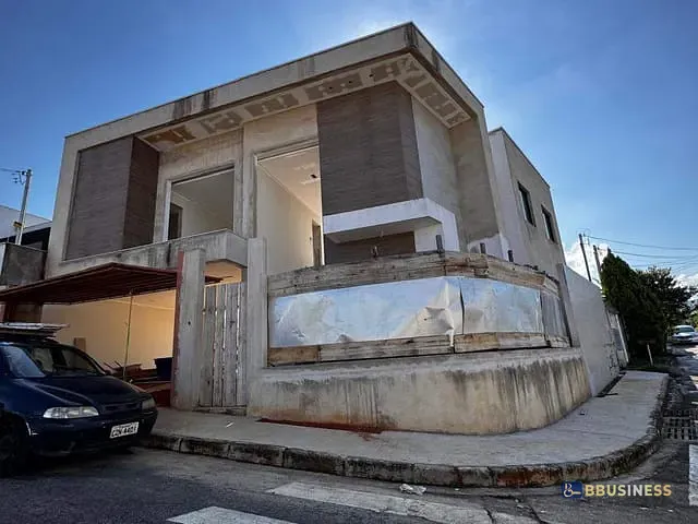 Casa 3 quartos e 2 banheiros, à venda, no bairro Residencial Bethania em Santana do Paraíso