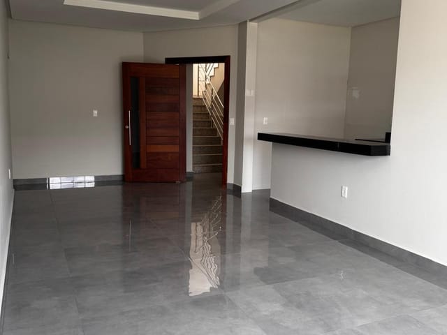 Casa 3 quartos e 3 banheiros, à venda, no bairro ressidencial bethania em Santana do Paraíso