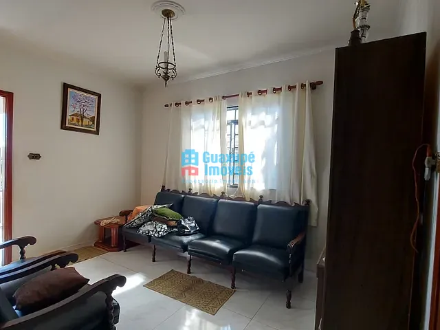 Casa 3 quartos e 2 banheiros, à venda, no bairro Jardim Planalto em Guaxupé