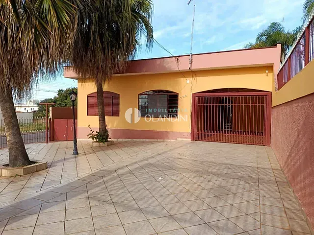Casa com 300m² 2 quartos e 1 banheiro, para alugar, no bairro Jardim Ricardo Duzzi em Artur Nogueira