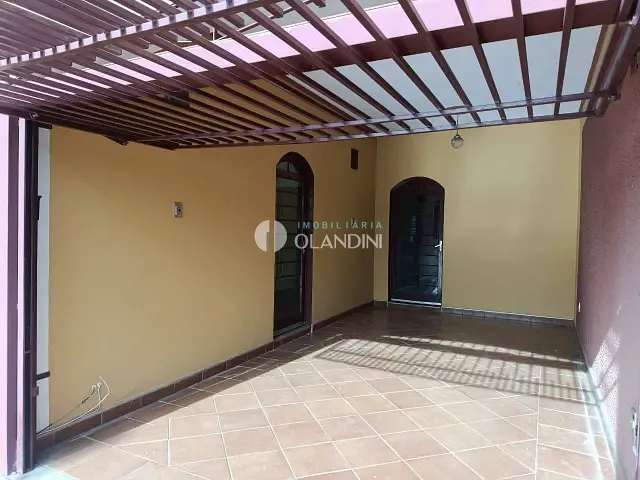 Casa com 300m² 2 quartos e 1 banheiro, para alugar, no bairro Jardim Ricardo Duzzi em Artur Nogueira
