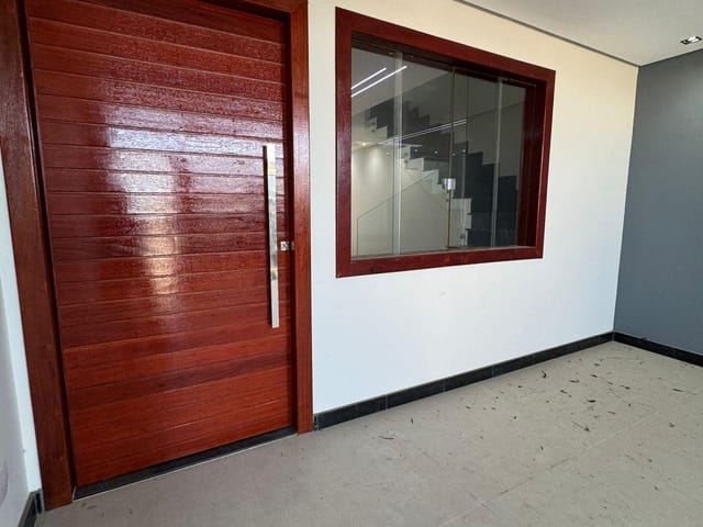 Casa 3 quartos e 2 banheiros, à venda, no bairro Resiencial bethania em Santana do Paraíso
