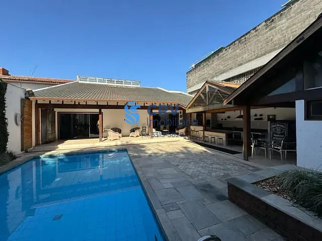 Casa com 475m² 4 quartos e 6 banheiros, para alugar, no bairro Parque do Lago Juliana em Londrina