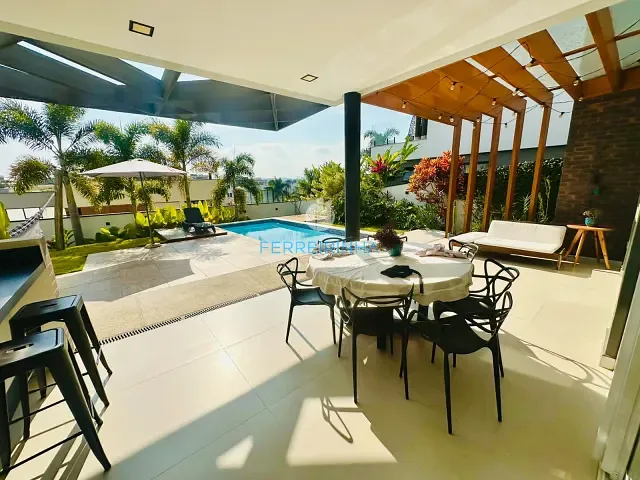 Casa com 450m² 4 quartos e 3 banheiros, à venda, no bairro Condomínio Residencial Alphaville em São José dos Campos