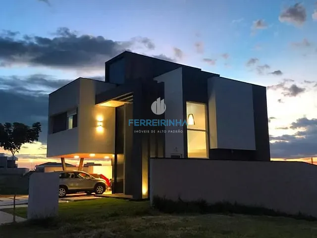 Casa com 450m² 4 quartos e 3 banheiros, à venda, no bairro Condomínio Residencial Alphaville em São José dos Campos