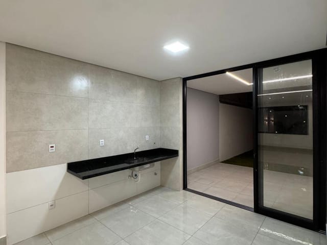 Casa 3 quartos e 2 banheiros, à venda, no bairro residencial bethania em Santana do Paraíso