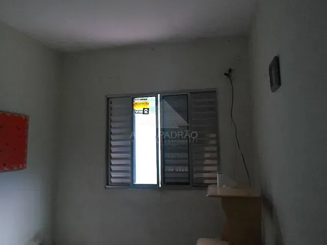 Casa com 180m² 4 quartos e 1 banheiro, à venda, no bairro Chácara Maria Francisca em Mauá