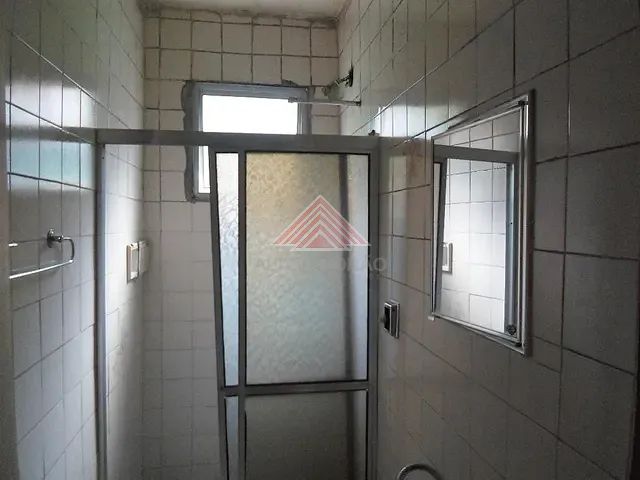 Casa com 180m² 4 quartos e 1 banheiro, à venda, no bairro Chácara Maria Francisca em Mauá