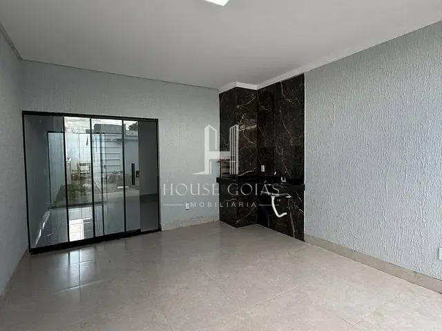 Casa com 150m² 3 quartos e 2 banheiros, à venda, no bairro Parque Ibirapuera em Aparecida de Goiânia