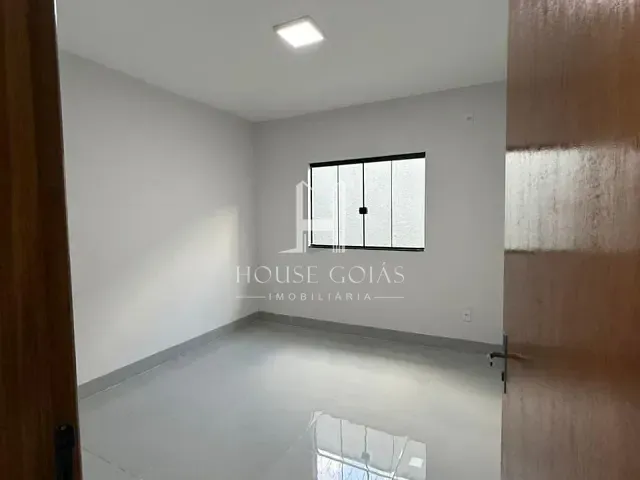 Casa com 150m² 3 quartos e 2 banheiros, à venda, no bairro Parque Ibirapuera em Aparecida de Goiânia
